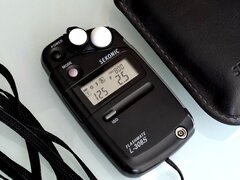 Vand exponometru digital (flashmate) Sekonic L-308S in stare perfecta